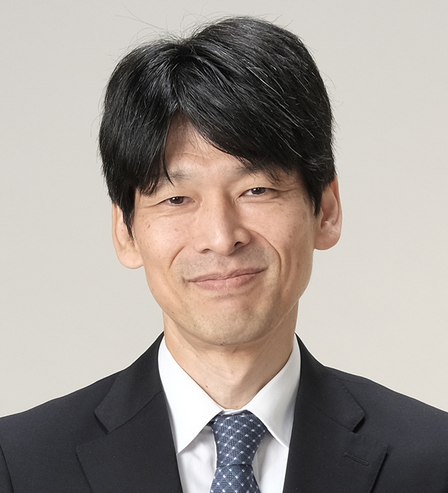 小児科 科長　医学博士 青天目　信