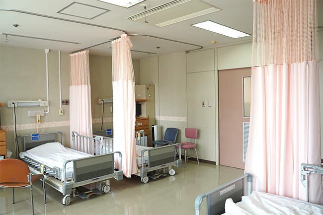 4床室