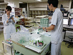 抗がん剤調製の写真1